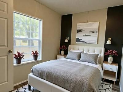 Photo 3 of 19 of home located at 13618 N. Florida Avenue Lot #46 Tampa, FL 33613