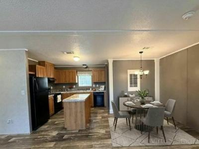 Photo 4 of 19 of home located at 13618 N. Florida Avenue Lot #46 Tampa, FL 33613