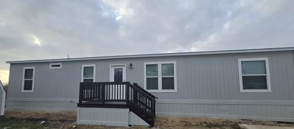 2026 Champion CHPR2852H42P01(Navasota) Mobile Home