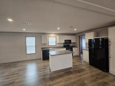 Photo 5 of 11 of home located at 302 Mill Run Avenue Kyle, TX 78640