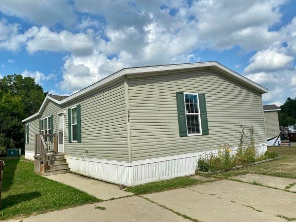 Photo 1 of 2 of home located at 16400 Upton Rd #247 East Lansing, MI 48823