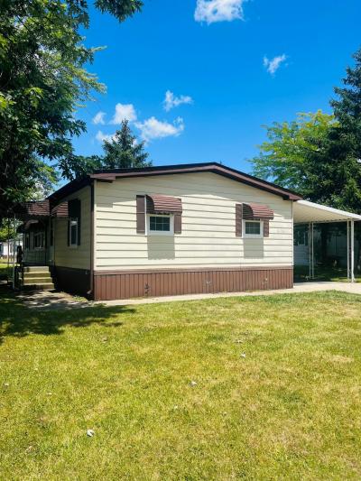 Mobile Home at 6176 Longmeadow Blvd N Lot Ln6176 Saginaw, MI 48603