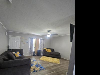 Photo 5 of 26 of home located at 7518 Grandview Ridge Drive Charlotte, NC 28215