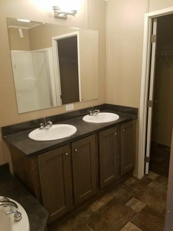 2018 CLAYTON 57YES16763AH18 Mobile Home