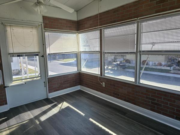 1977 SOWI HS Mobile Home