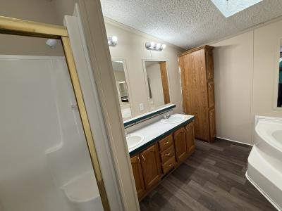 Photo 5 of 11 of home located at 1847 Parklawn Ypsilanti, MI 48198