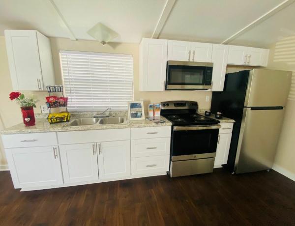 Photo 1 of 2 of home located at 1938 Garden Rd Lot #115 Pearland, TX 77581