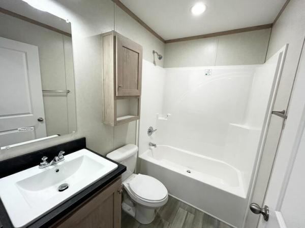 2025 Clayton-Wakarusa Mobile Home