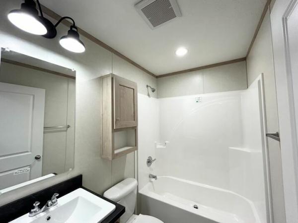 2025 Clayton-Wakarusa Mobile Home