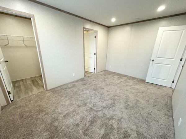 2025 Clayton-Wakarusa Mobile Home