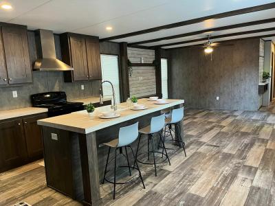 Photo 4 of 20 of home located at 111 Peggy #Pg111 Conroe, TX 77301