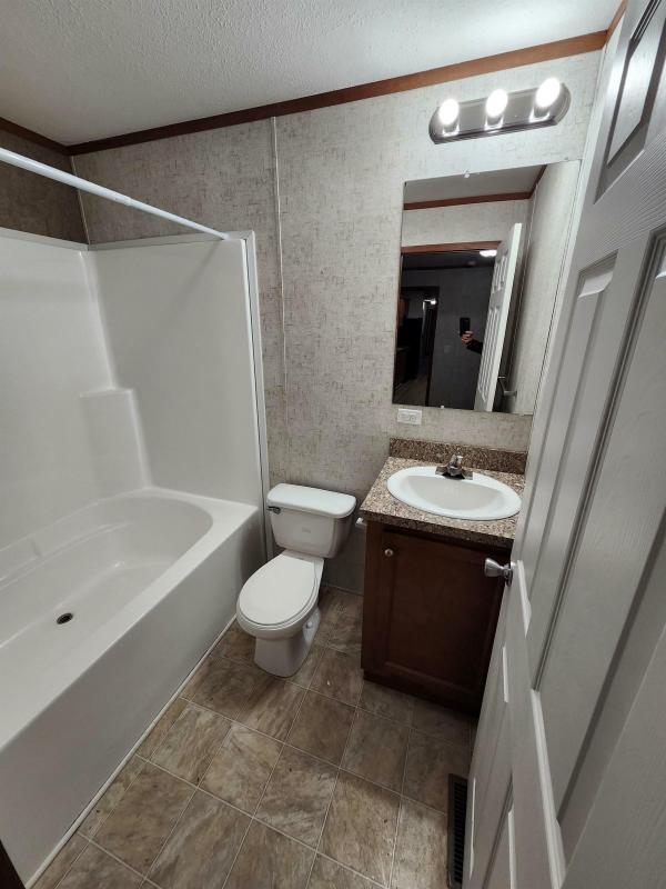 2016 FORTUNE 4 FGS1672 201R  Home