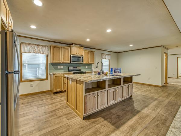 2026 Colony 198 DT1039-P  Home