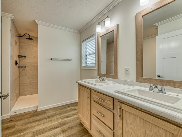 2026 Skyline 164 N675  Home