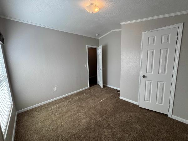 2022 Elliott Mobile Homes Solitaire Mobile Home