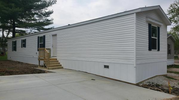 Photo 1 of 2 of home located at 606 Mariway Cir Lot 279 Indianapolis, IN 46234