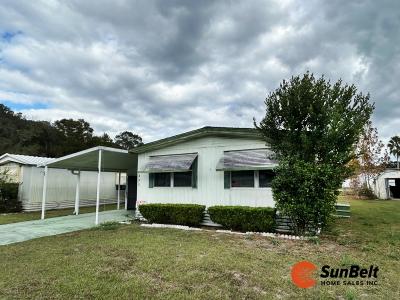 Photo 2 of 35 of home located at 5431 NE 35th Street Lot 230 Silver Springs, FL 34488