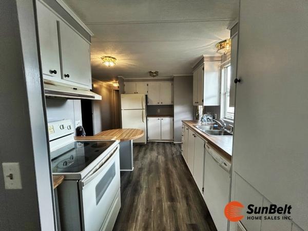 1982 DEVO Mobile Home