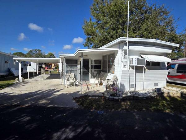 Photo 1 of 2 of home located at 5110 14th St West #87 Bradenton, FL 34207