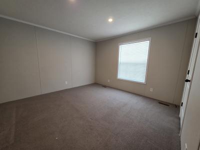 Photo 5 of 9 of home located at 875 Julianna Drive Flint, MI 48506