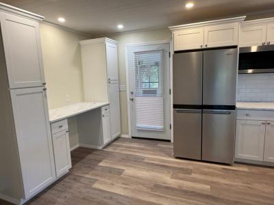 Mobile Home at 214 North Utrecht Street Ellenton, FL 34222