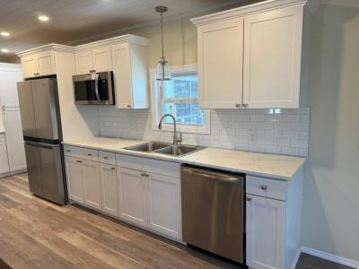 Photo 2 of 20 of home located at 214 North Utrecht Street Ellenton, FL 34222