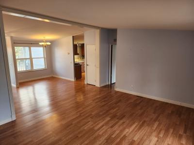 Photo 3 of 11 of home located at 50017 Wedgewood Ct. South Shelby Township, MI 48315