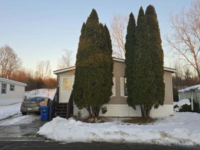 Photo 1 of 22 of home located at 6134 Bentwood Circle East White Lake, MI 48383