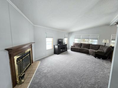 Mobile Home at 6134 Bentwood Circle East White Lake, MI 48383