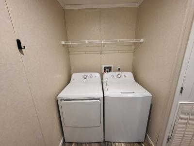 Photo 2 of 10 of home located at 6181 Robert Circle Site #277 Ypsilanti, MI 48197