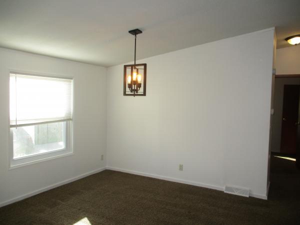 1996 Fleetwood n/a Mobile Home