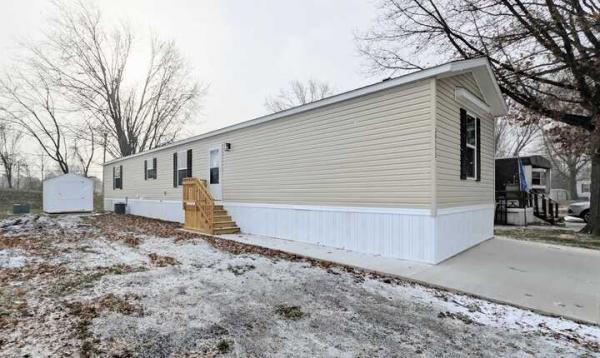 2025 Clayton-Wakarusa Mobile Home