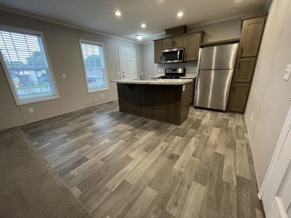 2021 Champion - Topeka Mobile Home