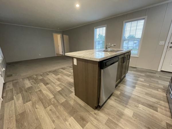 2021 Champion - Topeka Mobile Home