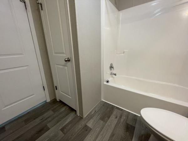 2021 Champion - Topeka Mobile Home