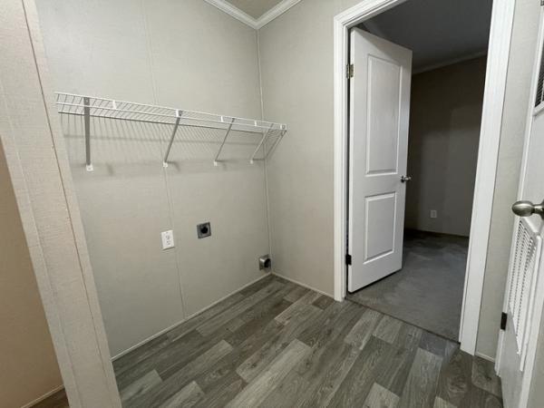 2021 Champion - Topeka Mobile Home