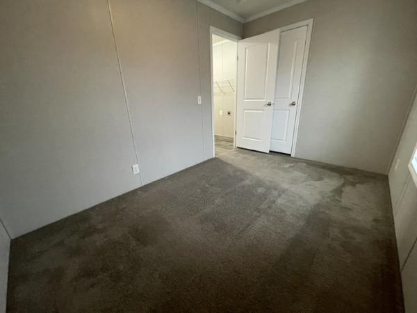 2021 Champion - Topeka Mobile Home