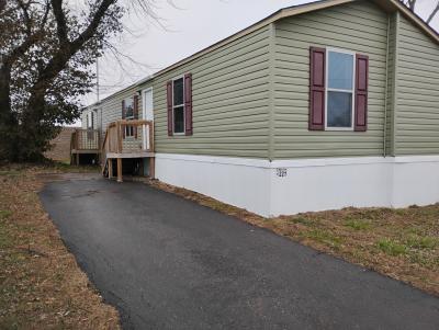 Mobile Home at 221 Riviera Courts Dr Murray, KY 42071