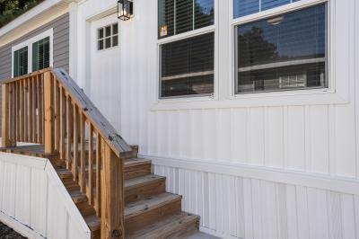 Photo 3 of 24 of home located at 717 Quail Circle McDonough, GA 30253