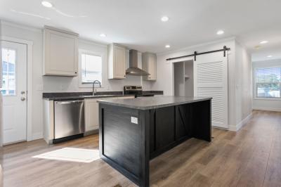 Photo 4 of 24 of home located at 717 Quail Circle McDonough, GA 30253