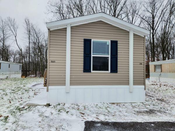 2023 96PLH16763RH23S  Home