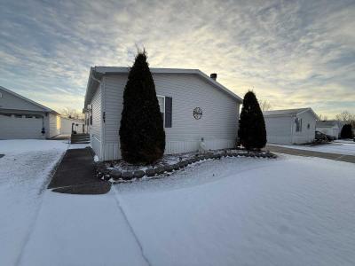 Photo 2 of 25 of home located at 361 Daffodil Ln Matteson, IL 60443