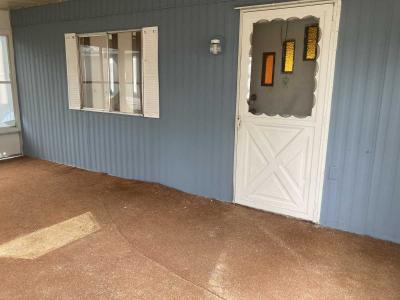 Photo 4 of 9 of home located at 2450 SW 38th Ave Lot 72 Ocala, FL 34474