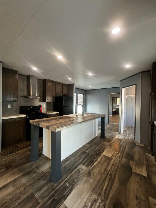 Photo 2 of 2 of home located at 1707 E Blanchard Ave #59 Hutchinson, KS 67501