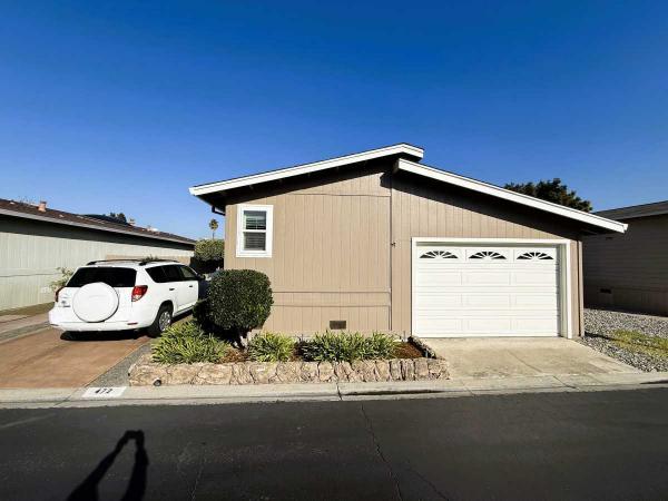 1980  Mobile Home For Sale