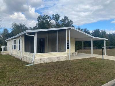 Photo 2 of 27 of home located at 5847 SW 55th Pl Ocala, FL 34474