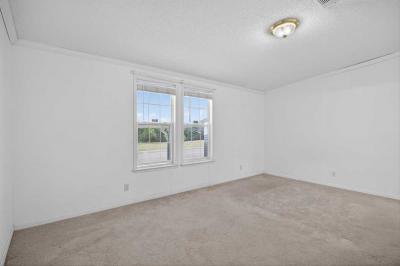 Photo 5 of 8 of home located at 6776 Townsend Rd., Lot 186 Jacksonville, FL 32244