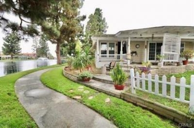 Photo 3 of 25 of home located at 14036 Lake View Drive Unit#143 La Mirada, CA 90638