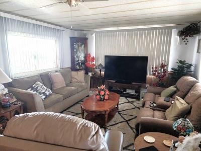 Photo 3 of 14 of home located at 2605  S Tomahawk Road, Lot 17 Apache Junction, AZ 85119