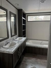 2024 Pinnacle 16763u Manufactured Home